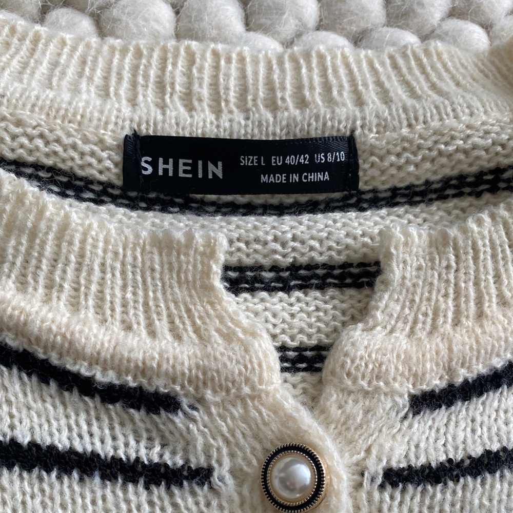 Striped bell sleeve sweater - Picture 2 of 5